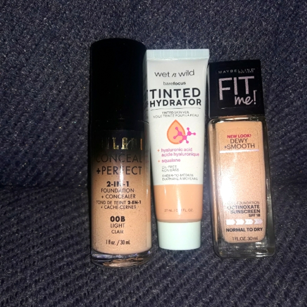Brand New set of three Foundation